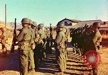 Image des officiers de marine marchande Corée, 1951, de la seconde 40 séquences d'archives historiques vidéo 65675067666