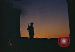 Image Marine sentry Corée, 1951, de la seconde 37 séquences d'archives historiques vidéo 65675067670