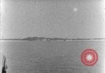 Standbild Landing Craft Infanterie Pazifik, 1945, aus Sekunde 7 historischem Filmmaterial Videoclip 65675067685