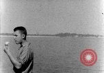 Standbild Landing Craft Infanterie Pazifik, 1945, aus Sekunde 11 historischem Filmmaterial Videoclip 65675067685