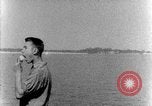 Standbild Landing Craft Infanterie Pazifik, 1945, aus Sekunde 12 historischem Filmmaterial Videoclip 65675067685