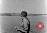 Standbild Landing Craft Infanterie Pazifik, 1945, aus Sekunde 17 historischem Filmmaterial Videoclip 65675067685