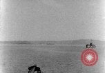 Standbild Landing Craft Infanterie Pazifik, 1945, aus Sekunde 26 historischem Filmmaterial Videoclip 65675067685