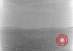 Standbild Landing Craft Infanterie Pazifik, 1945, aus Sekunde 31 historischem Filmmaterial Videoclip 65675067685