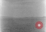 Standbild Landing Craft Infanterie Pazifik, 1945, aus Sekunde 35 historischem Filmmaterial Videoclip 65675067685