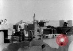 Standbild Landing Craft Infanterie Pazifik, 1945, aus Sekunde 52 historischem Filmmaterial Videoclip 65675067685