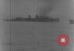 Standbild Landing Craft Infanterie Pazifik, 1945, aus Sekunde 22 historischem Filmmaterial Videoclip 65675067686