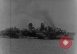 Standbild Landing Craft Infanterie Pazifik, 1945, aus Sekunde 26 historischem Filmmaterial Videoclip 65675067686