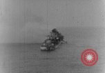 Standbild Landing Craft Infanterie Pazifik, 1945, aus Sekunde 33 historischem Filmmaterial Videoclip 65675067686