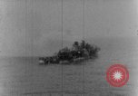 Standbild Landing Craft Infanterie Pazifik, 1945, aus Sekunde 37 historischem Filmmaterial Videoclip 65675067686