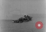 Standbild Landing Craft Infanterie Pazifik, 1945, aus Sekunde 38 historischem Filmmaterial Videoclip 65675067686