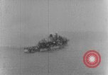 Standbild Landing Craft Infanterie Pazifik, 1945, aus Sekunde 40 historischem Filmmaterial Videoclip 65675067686