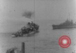 Standbild Landing Craft Infanterie Pazifik, 1945, aus Sekunde 44 historischem Filmmaterial Videoclip 65675067686