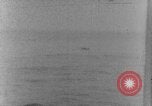 Standbild Landing Craft Infanterie Pazifik, 1945, aus Sekunde 47 historischem Filmmaterial Videoclip 65675067686