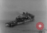 Standbild Landing Craft Infanterie Pazifik, 1945, aus Sekunde 56 historischem Filmmaterial Videoclip 65675067686