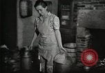 Standbild Bauernhof der Familie Saint Clairsville Ohio USA, 1940, aus Sekunde 9 historischem Filmmaterial Videoclip 65675067687
