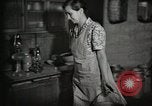 Standbild Bauernhof der Familie Saint Clairsville Ohio USA, 1940, aus Sekunde 10 historischem Filmmaterial Videoclip 65675067687