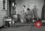 Standbild Bauernhof der Familie Saint Clairsville Ohio USA, 1940, aus Sekunde 25 historischem Filmmaterial Videoclip 65675067687