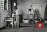 Standbild Bauernhof der Familie Saint Clairsville Ohio USA, 1940, aus Sekunde 29 historischem Filmmaterial Videoclip 65675067687