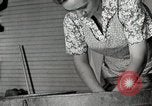 Standbild Bauernhof der Familie Saint Clairsville Ohio USA, 1940, aus Sekunde 33 historischem Filmmaterial Videoclip 65675067687