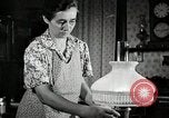 Standbild Bauernhof der Familie Saint Clairsville Ohio USA, 1940, aus Sekunde 39 historischem Filmmaterial Videoclip 65675067690