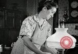 Standbild Bauernhof der Familie Saint Clairsville Ohio USA, 1940, aus Sekunde 41 historischem Filmmaterial Videoclip 65675067690