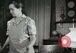 Standbild Bauernhof der Familie Saint Clairsville Ohio USA, 1940, aus Sekunde 44 historischem Filmmaterial Videoclip 65675067690
