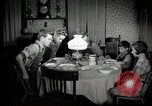 Standbild Bauernhof der Familie Saint Clairsville Ohio USA, 1940, aus Sekunde 59 historischem Filmmaterial Videoclip 65675067690