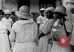 Standbild Einwohner von Trinidad Trinidad, 1936, aus Sekunde 10 historischem Filmmaterial Videoclip 65675067691