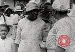 Standbild Einwohner von Trinidad Trinidad, 1936, aus Sekunde 20 historischem Filmmaterial Videoclip 65675067691