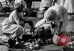 Standbild Einwohner von Trinidad Trinidad, 1936, aus Sekunde 32 historischem Filmmaterial Videoclip 65675067691