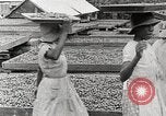 Standbild Local Menschen Trinidad, 1936, aus Sekunde 30 historischem Filmmaterial Videoclip 65675067693