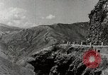 Standbild Touristen verlassen Schiff mit dem Motorboot zu besuchen Vargas Venezuela, 1936, aus Sekunde 50 historischem Filmmaterial Videoclip 65675067694