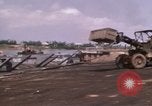 Standbild LCM-8 Dong Ha Vietnam, 1969, aus Sekunde 17 historischem Filmmaterial Videoclip 65675067704