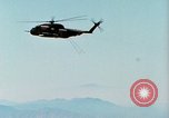 Image ancre flottante et système de récupération pour BQM-34 Firebee bourdon California United States USA, 1971, de la seconde 5 séquences d'archives historiques vidéo 65675067708