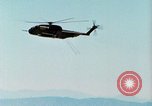 Image ancre flottante et système de récupération pour BQM-34 Firebee bourdon California United States USA, 1971, de la seconde 22 séquences d'archives historiques vidéo 65675067708