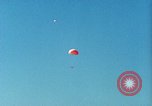 Image ancre flottante et système de récupération pour BQM-34 Firebee bourdon California United States USA, 1971, de la seconde 49 séquences d'archives historiques vidéo 65675067708