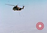 Immagine di BQM-34 F Firebee drone catturati in midair da CH-3 elicottero California United States USA, 1971, secondo 5 filmato di repertorio 65675067711