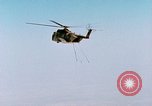 Immagine di BQM-34 F Firebee drone catturati in midair da CH-3 elicottero California United States USA, 1971, secondo 17 filmato di repertorio 65675067711