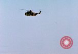 Immagine di CH-3 elicottero recupera BQM-34 F Firebee drone California United States USA, 1971, secondo 5 filmato di repertorio 65675067712
