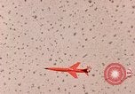 Immagine di CH-3 elicottero recupera BQM-34 F Firebee drone California United States USA, 1971, secondo 49 filmato di repertorio 65675067712