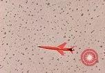Immagine di CH-3 elicottero recupera BQM-34 F Firebee drone California United States USA, 1971, secondo 59 filmato di repertorio 65675067712