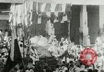 Standbild Mahatma Gandhi aus dem Gefängnis entlassen Indien, 1930, aus Sekunde 20 historischem Filmmaterial Videoclip 65675067731