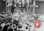 Standbild Mahatma Gandhi aus dem Gefängnis entlassen Indien, 1930, aus Sekunde 45 historischem Filmmaterial Videoclip 65675067731