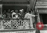 Standbild Mahatma Gandhi aus dem Gefängnis entlassen Indien, 1930, aus Sekunde 59 historischem Filmmaterial Videoclip 65675067731
