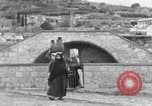 Immagine di Persone e arte biblica Nazareth Palestina, 1936, secondo 22 filmato di repertorio 65675067733
