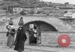 Immagine di Persone e arte biblica Nazareth Palestina, 1936, secondo 24 filmato di repertorio 65675067733