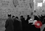 Standbild Menschen und biblischen Kunst Jerusalem Palästina Via Dolorosa, 1936, aus Sekunde 49 historischem Filmmaterial Videoclip 65675067743