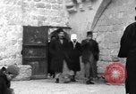 Standbild Menschen und biblischen Kunst Jerusalem Palästina, 1936, aus Sekunde 20 historischem Filmmaterial Videoclip 65675067744