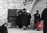 Standbild Menschen und biblischen Kunst Jerusalem Palästina, 1936, aus Sekunde 21 historischem Filmmaterial Videoclip 65675067744